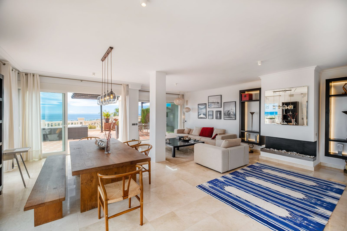 Semi-Vrijstaande Villa in Elviria-4