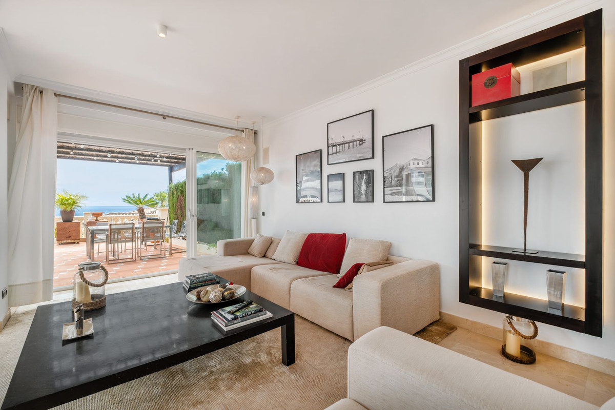 Semi-Vrijstaande Villa in Elviria-5