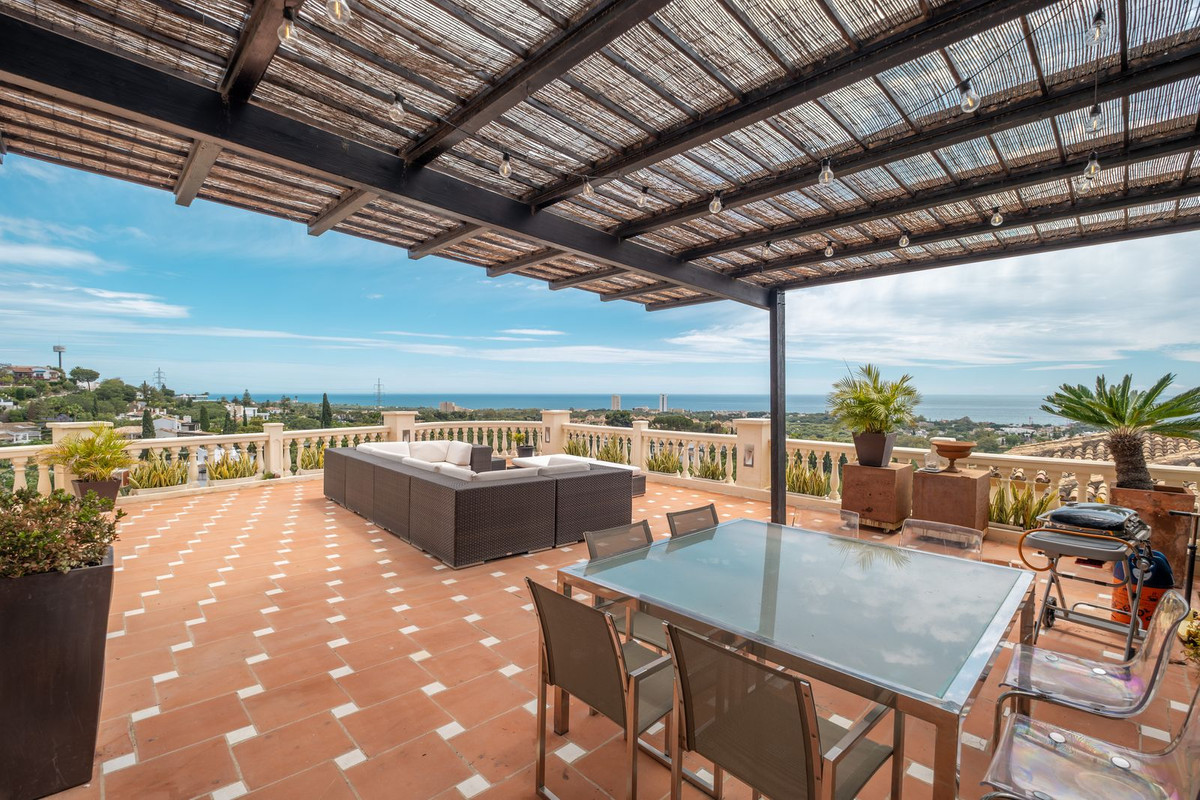 Semi-Vrijstaande Villa in Elviria-9