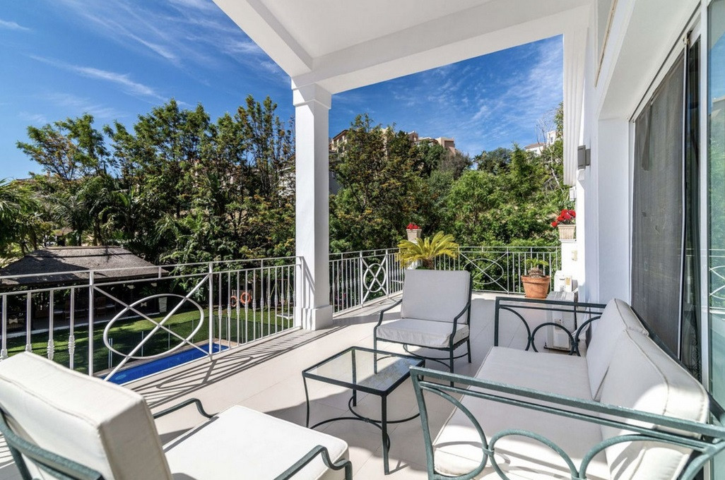 Huis te koop in Elviria | 5 slaapkamers H4867882