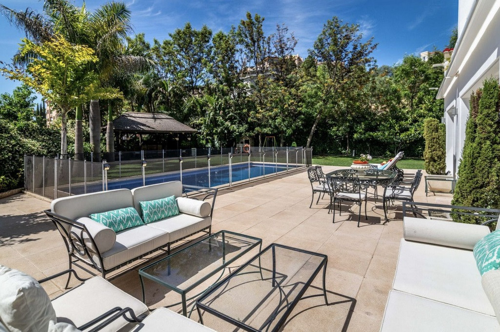 Huis te koop in Elviria | 5 slaapkamers H4867882