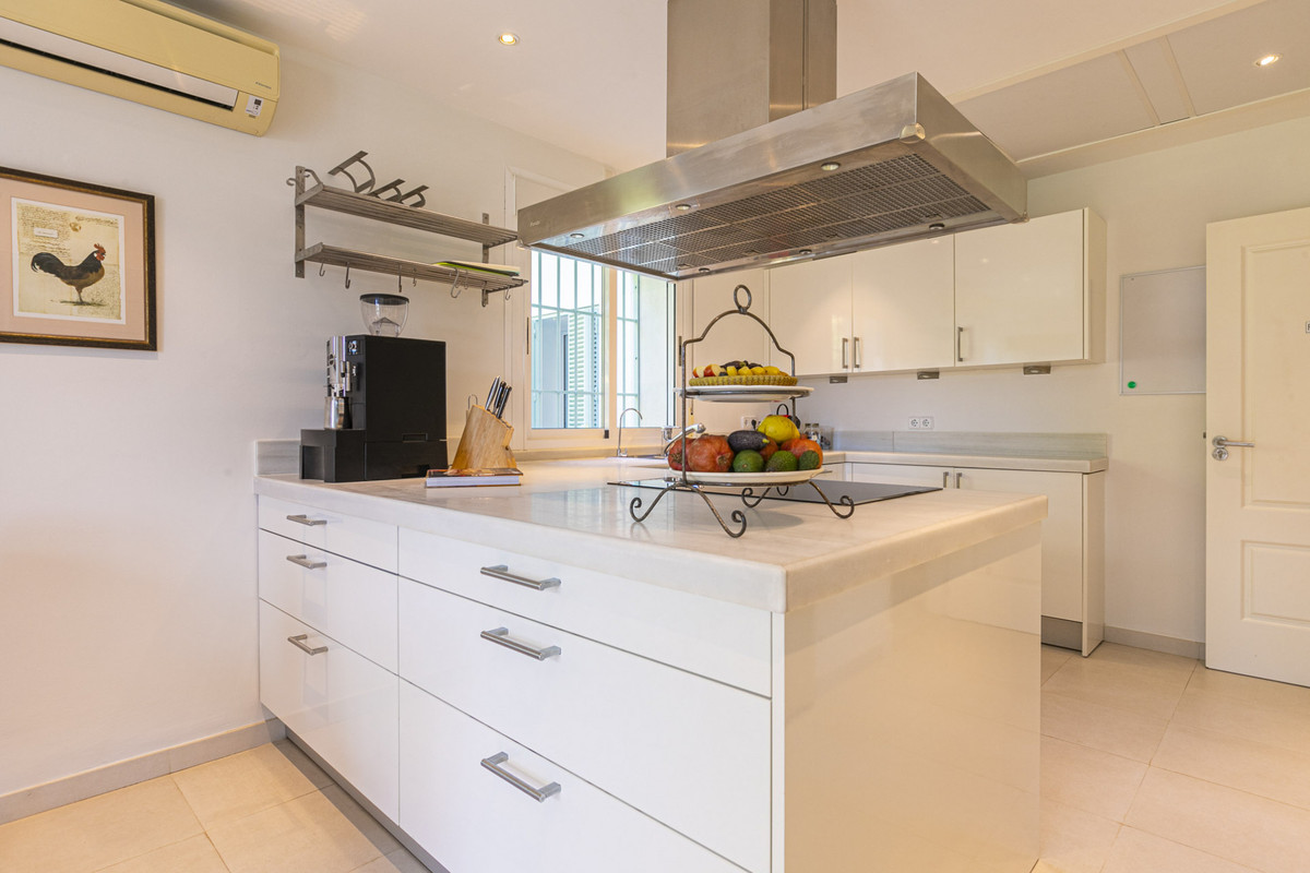 Huis te koop in Elviria | 5 slaapkamers H4876750