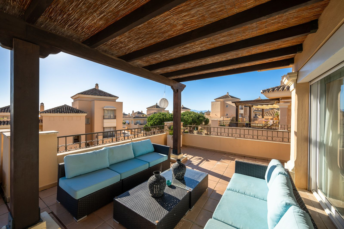 Penthouse Duplex for sale in Elviria | 4 bedrooms H4890589