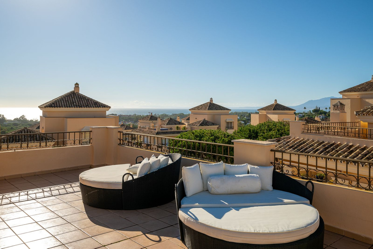 Penthouse Duplex for sale in Elviria | 4 bedrooms H4890589