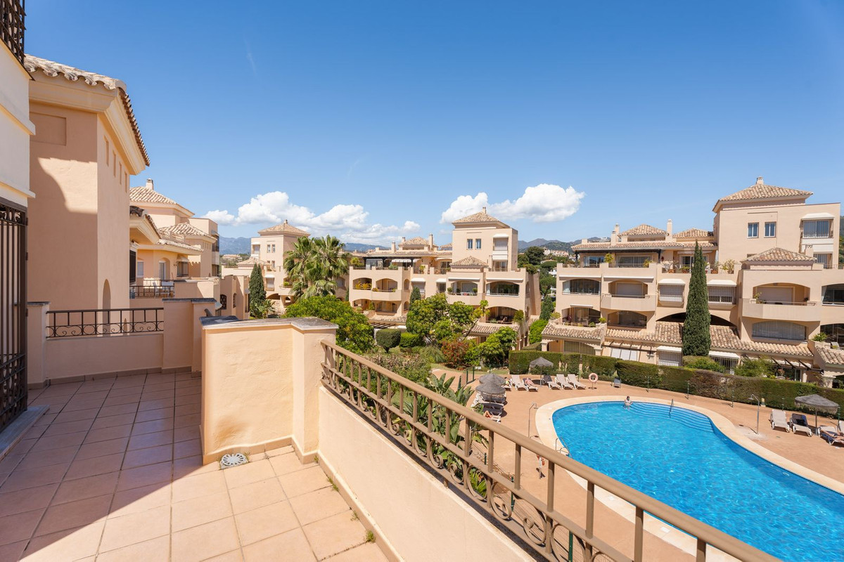 Penthouse Duplex for sale in Elviria | 4 bedrooms H4890589