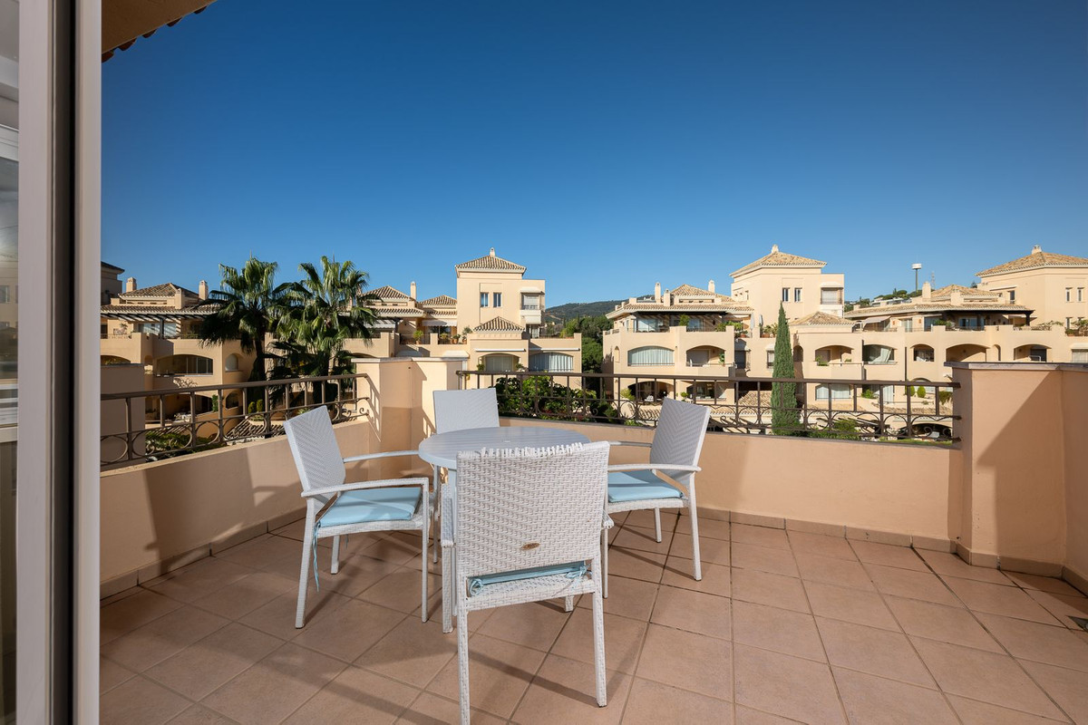 Penthouse Duplex for sale in Elviria | 4 bedrooms H4890589