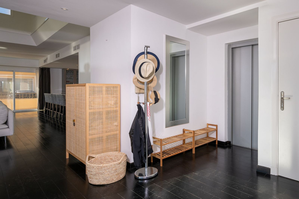 Penthouse Duplex for sale in Elviria | 4 bedrooms H4890589
