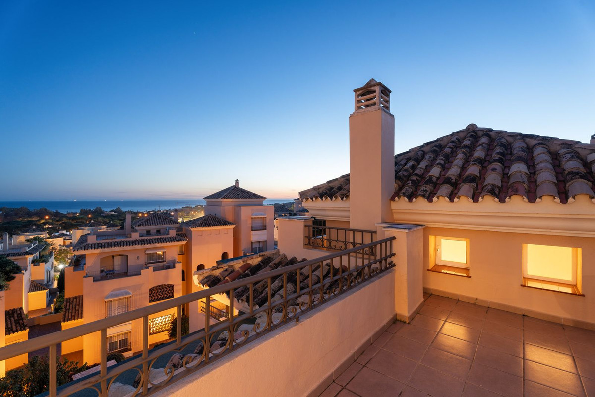 Penthouse Duplex for sale in Elviria | 4 bedrooms H4890589