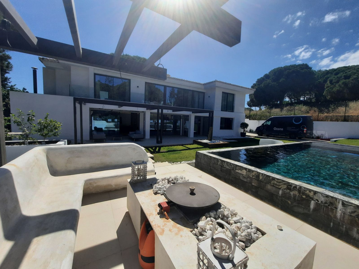 Property main view 60