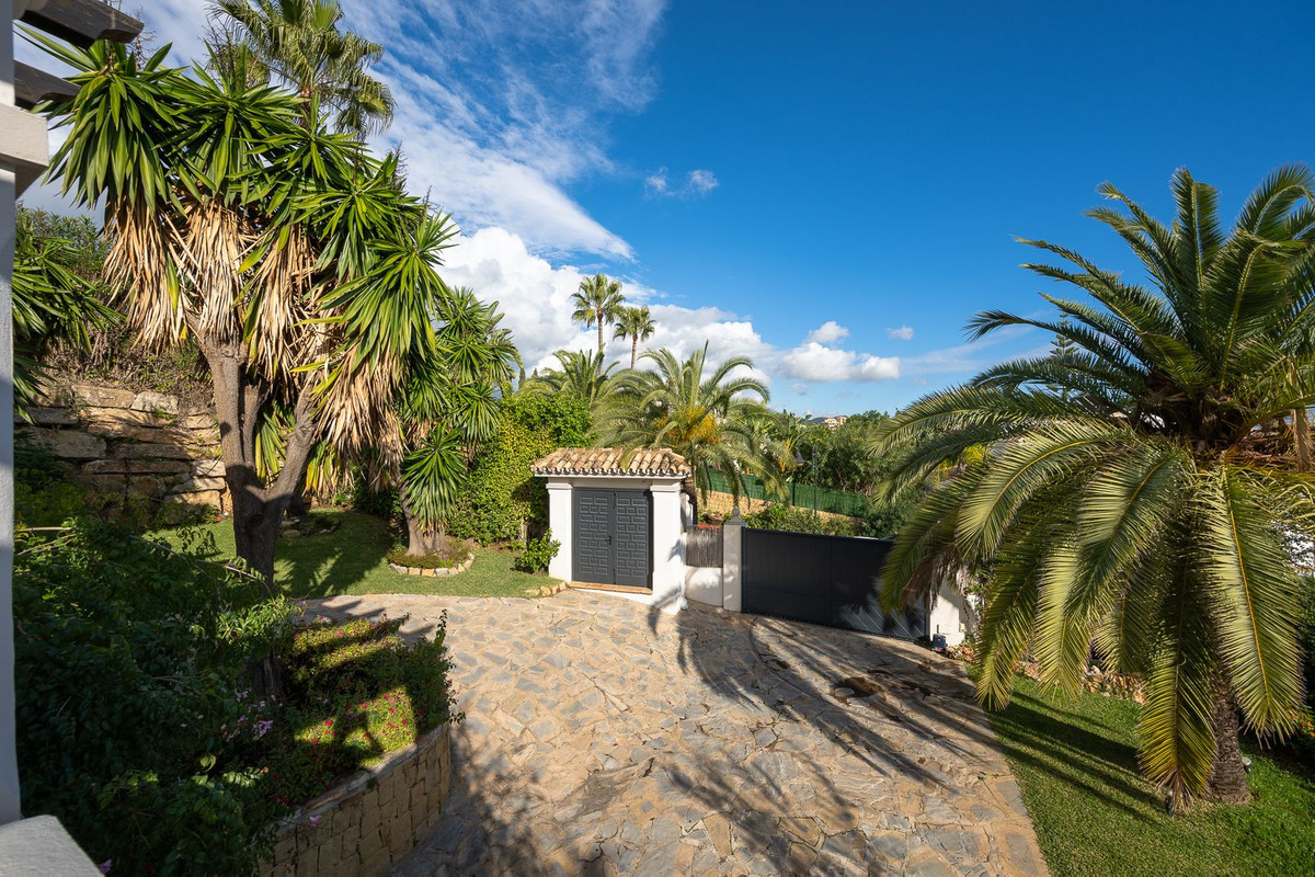 Vrijstaande Villa in Elviria-44