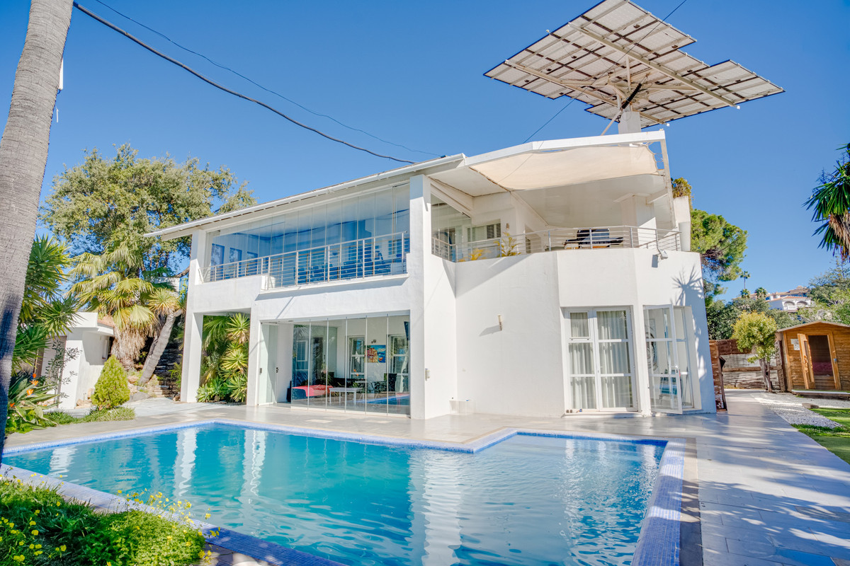Huis te koop in Elviria | 8 slaapkamers H4964467