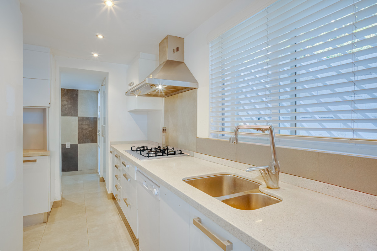 Huis te koop in Elviria | 8 slaapkamers H4964467
