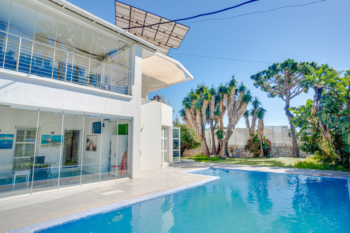 Huis te koop in Elviria | 8 slaapkamers H4964467