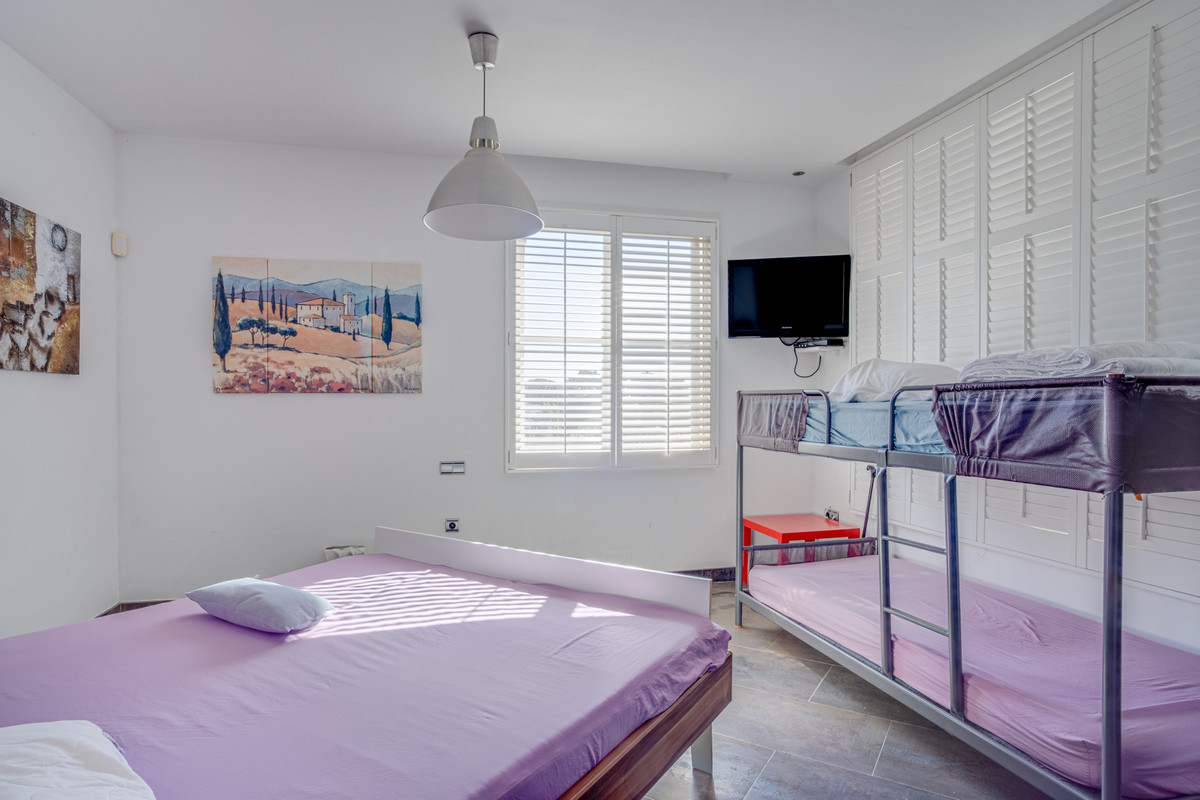 Huis te koop in Elviria | 8 slaapkamers H4964467