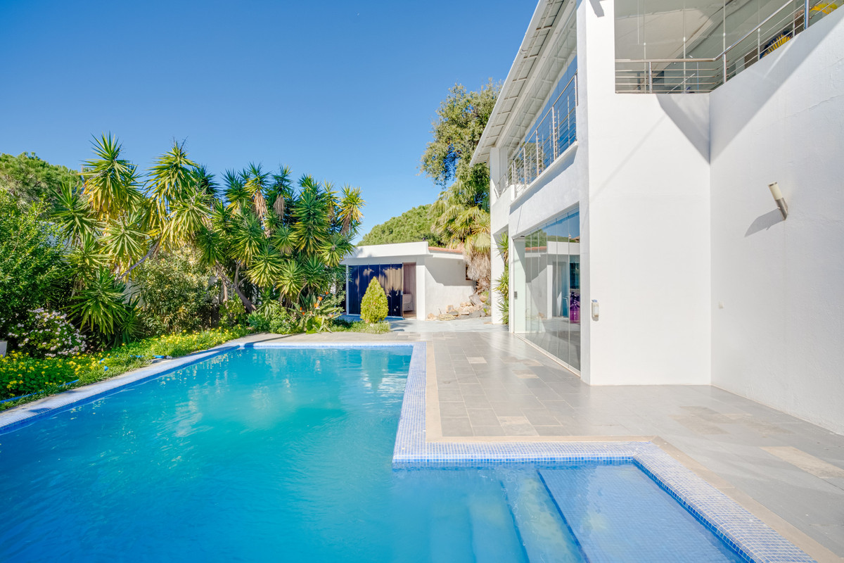 Huis te koop in Elviria | 8 slaapkamers H4964467