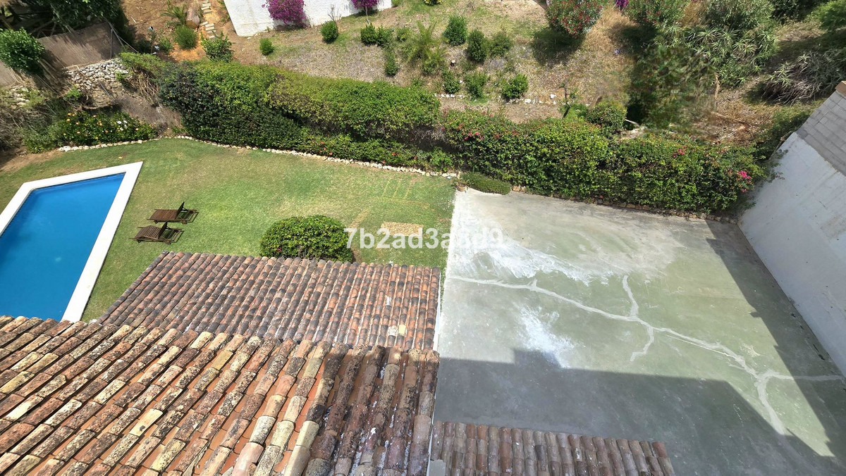 Vrijstaande Villa in Elviria-27