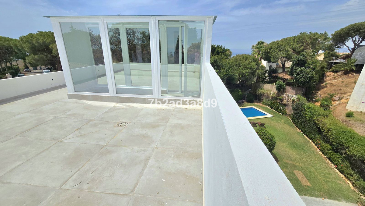 Vrijstaande Villa in Elviria-30