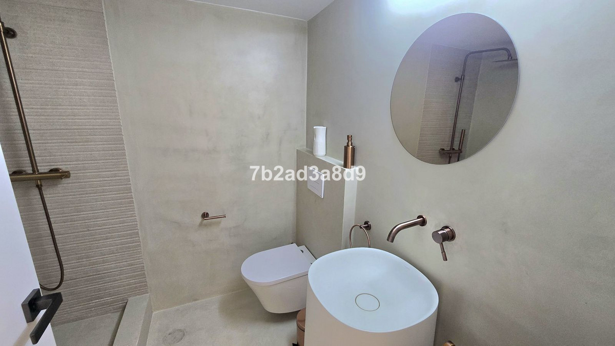 Vrijstaande Villa in Elviria-31