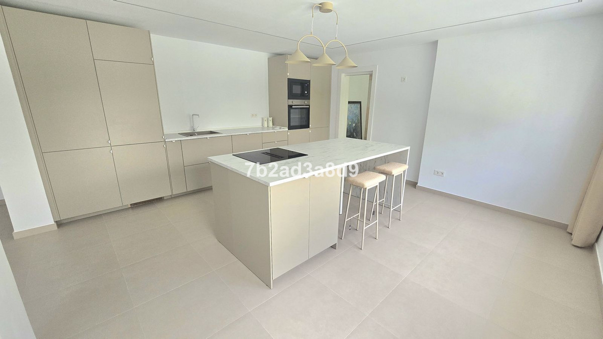 Vrijstaande Villa in Elviria-33