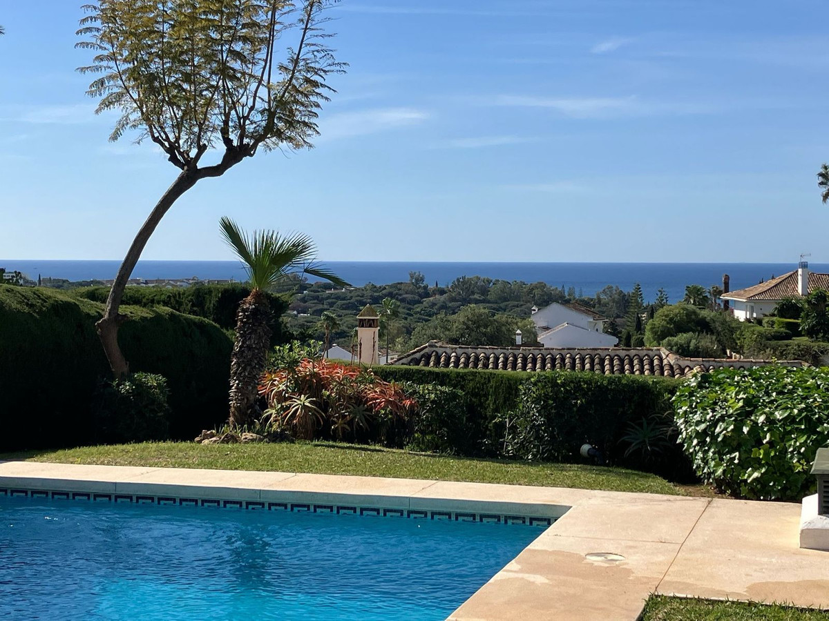 Vrijstaande Villa in Elviria-2
