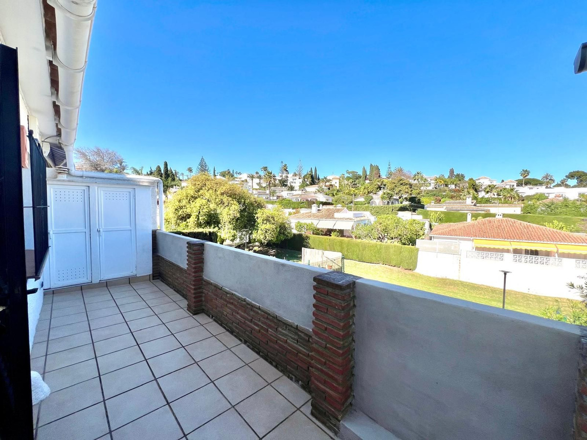 Geschakelde Woning in Elviria-11