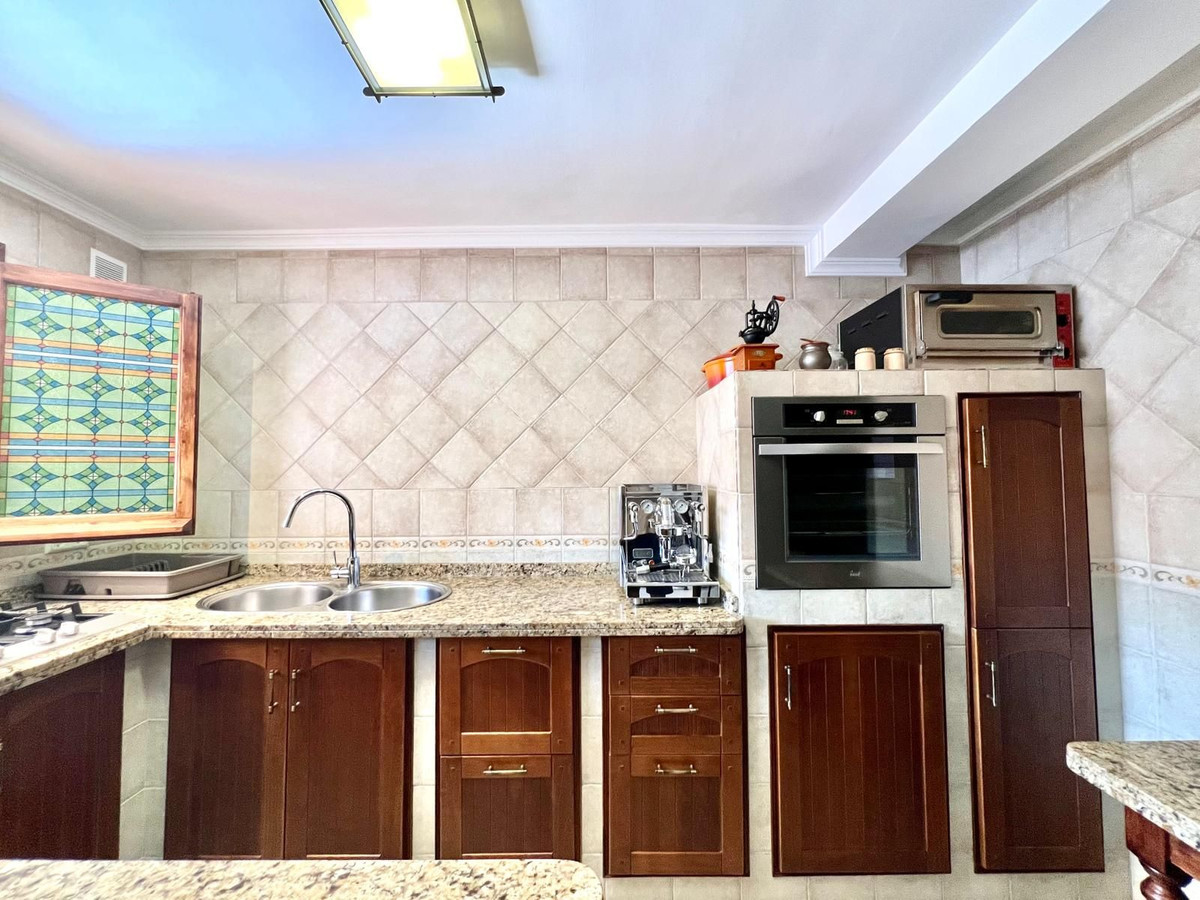 Geschakelde Woning in Elviria-16