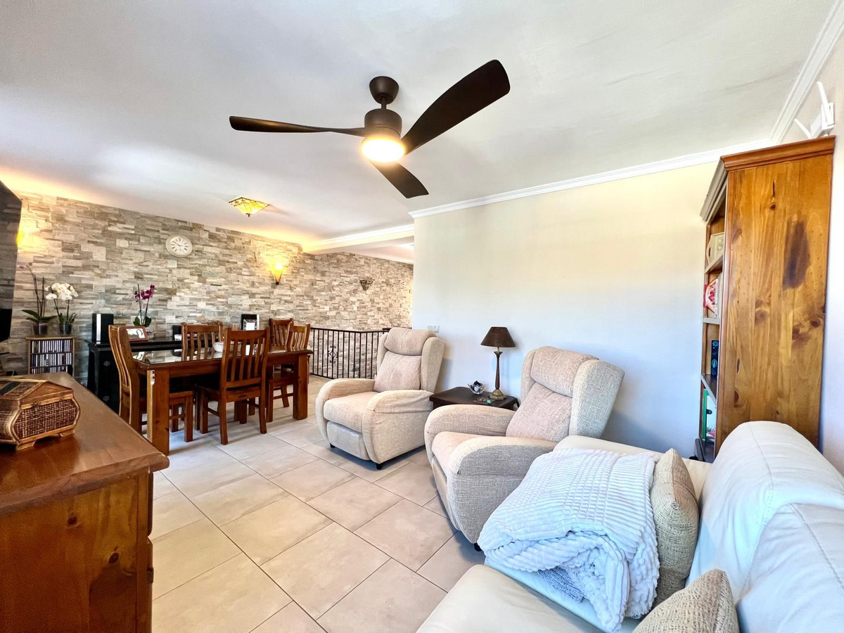 Geschakelde Woning in Elviria-7