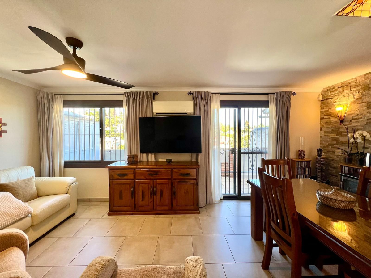 Geschakelde Woning in Elviria-9