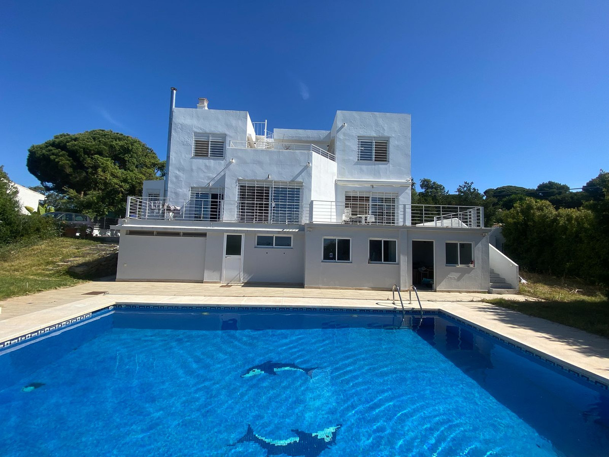 Vrijstaande Villa in Elviria-2