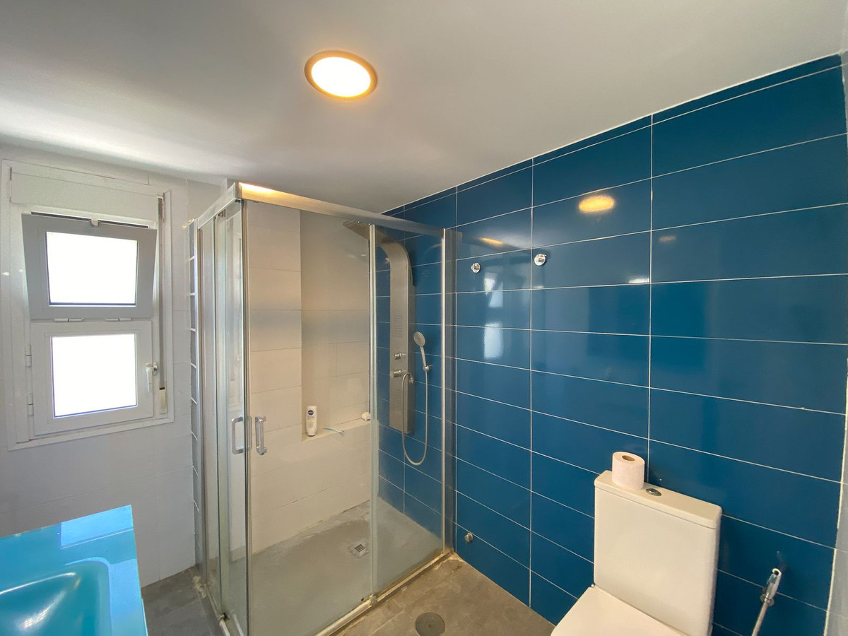 Vrijstaande Villa in Elviria-35