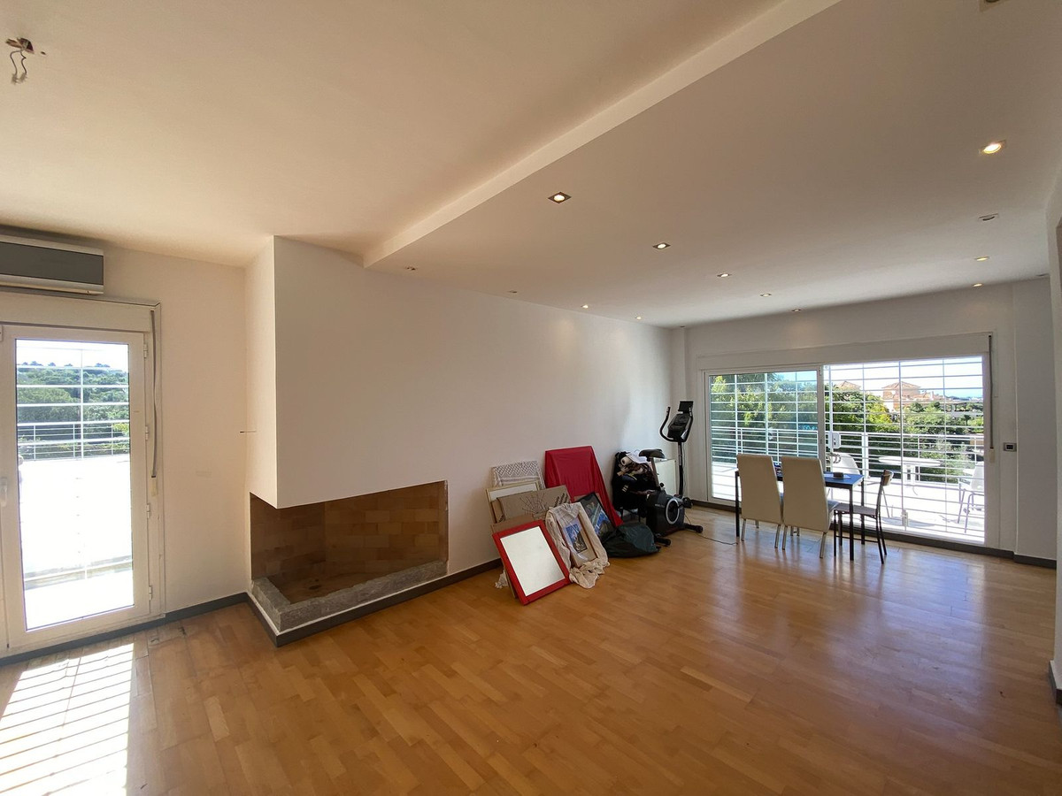 Vrijstaande Villa in Elviria-7
