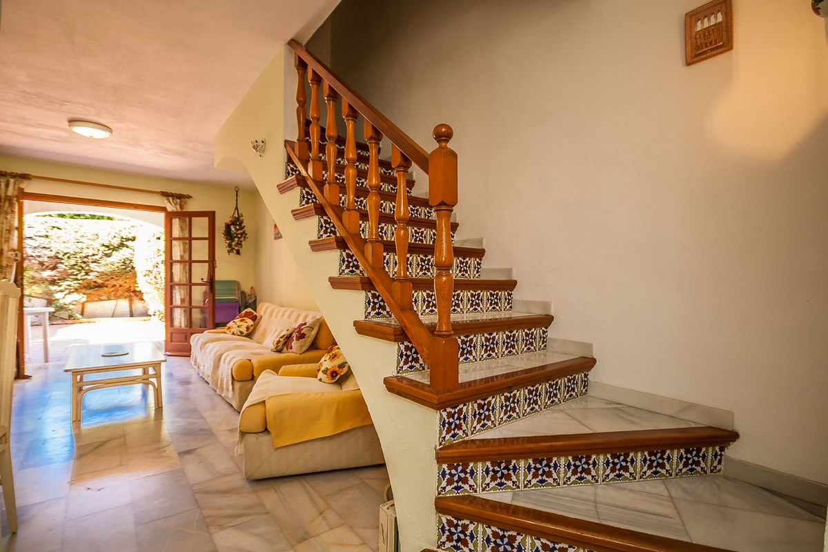 Geschakelde Woning in Elviria-11