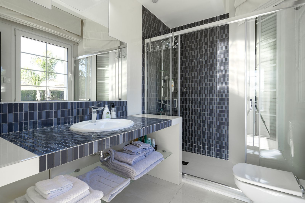 Huis te koop in Elviria | 5 slaapkamers H5056612