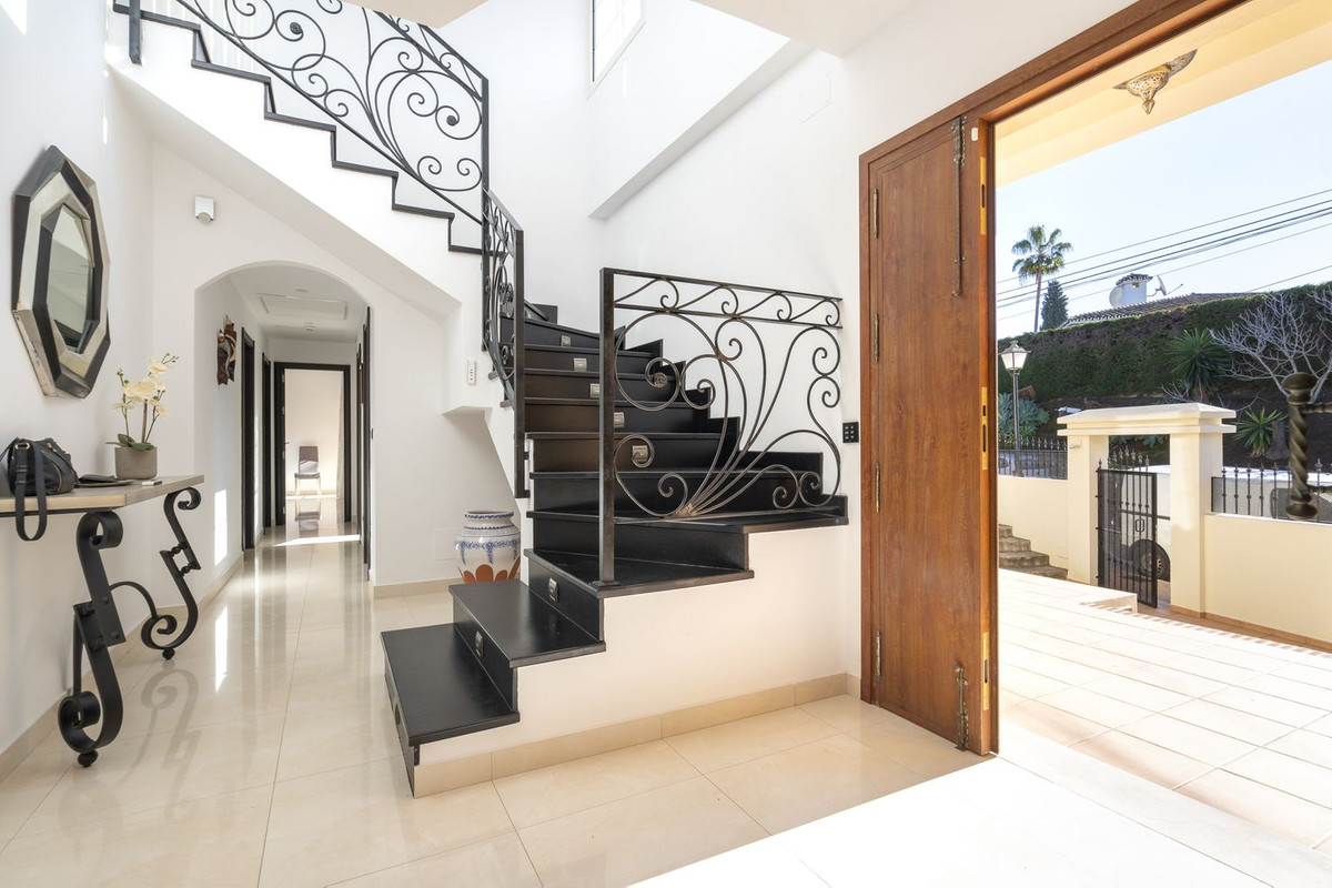 Huis te koop in Elviria | 5 slaapkamers H5056612