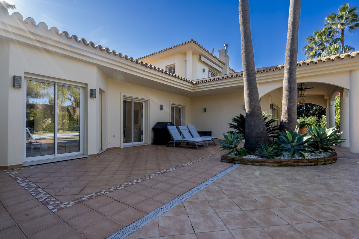 Huis te koop in Elviria | 5 slaapkamers H5056612