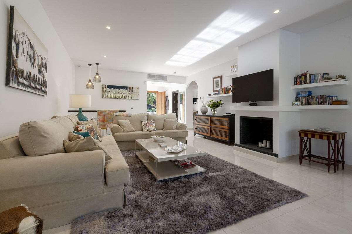 Huis te koop in Elviria | 5 slaapkamers H5056612