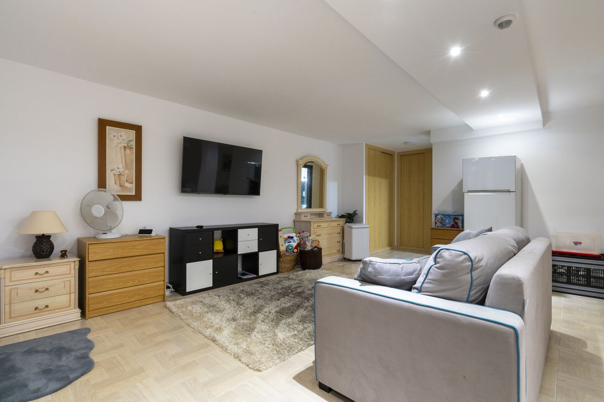 Huis te koop in Elviria | 5 slaapkamers H5056612
