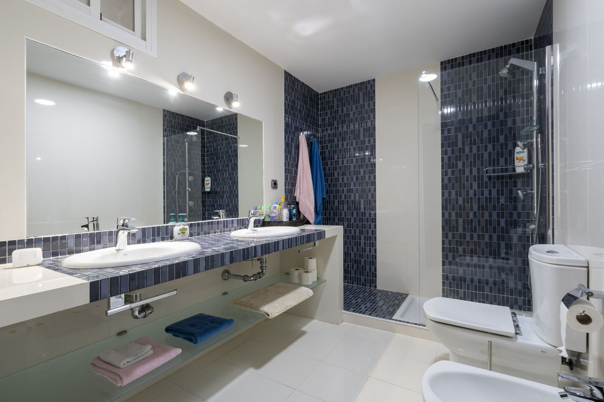 Huis te koop in Elviria | 5 slaapkamers H5056612