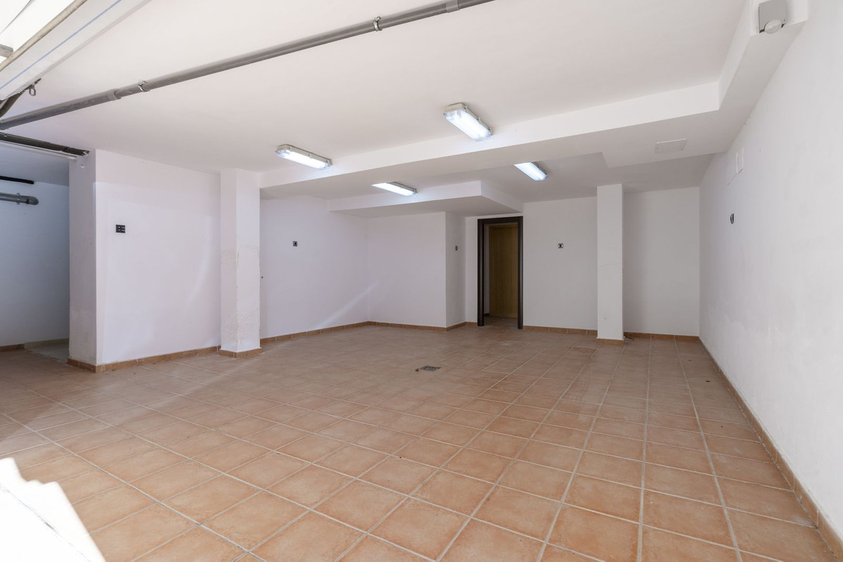 Huis te koop in Elviria | 5 slaapkamers H5056612