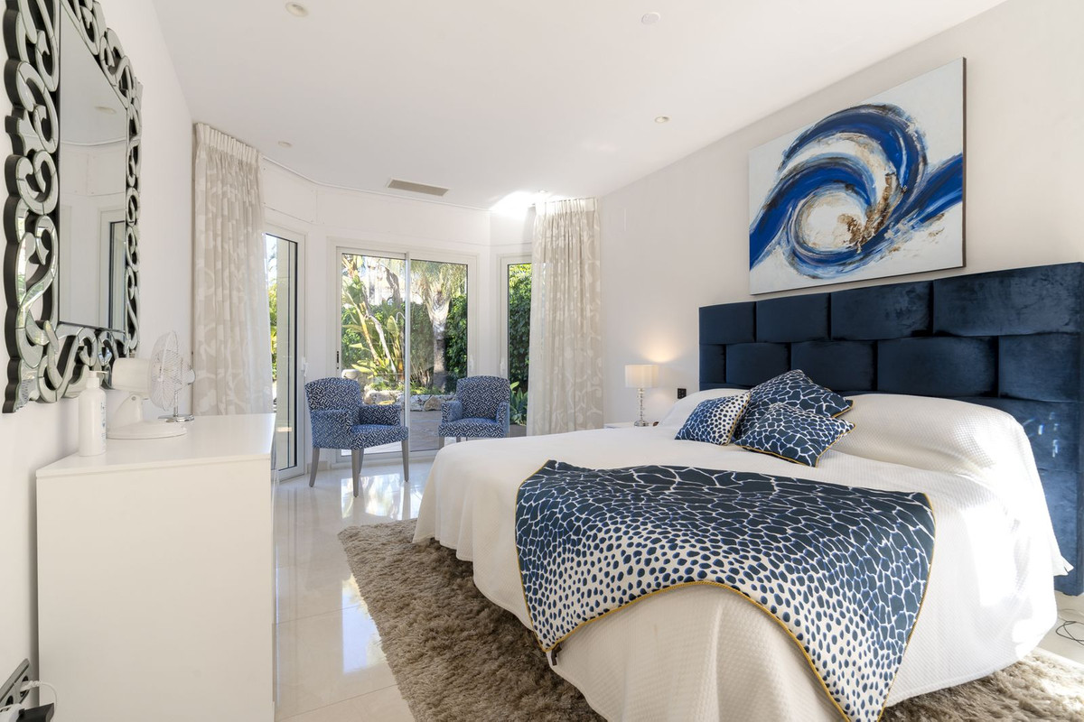 Huis te koop in Elviria | 5 slaapkamers H5056612