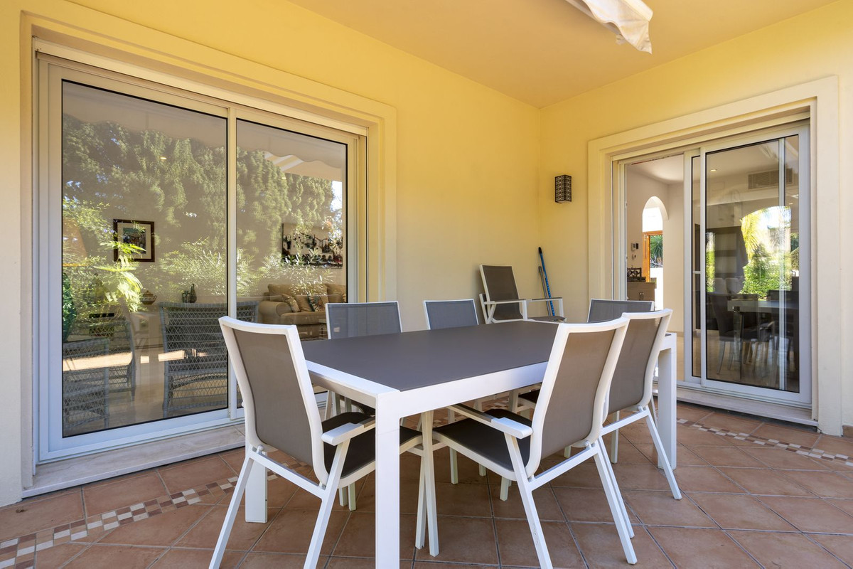 Huis te koop in Elviria | 5 slaapkamers H5056612