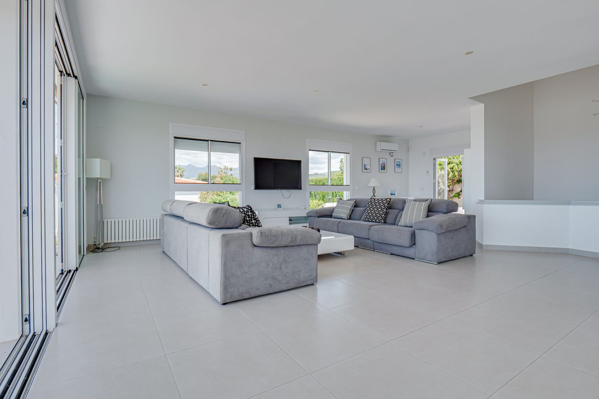 Huis te koop in Elviria | 4 slaapkamers H5057161