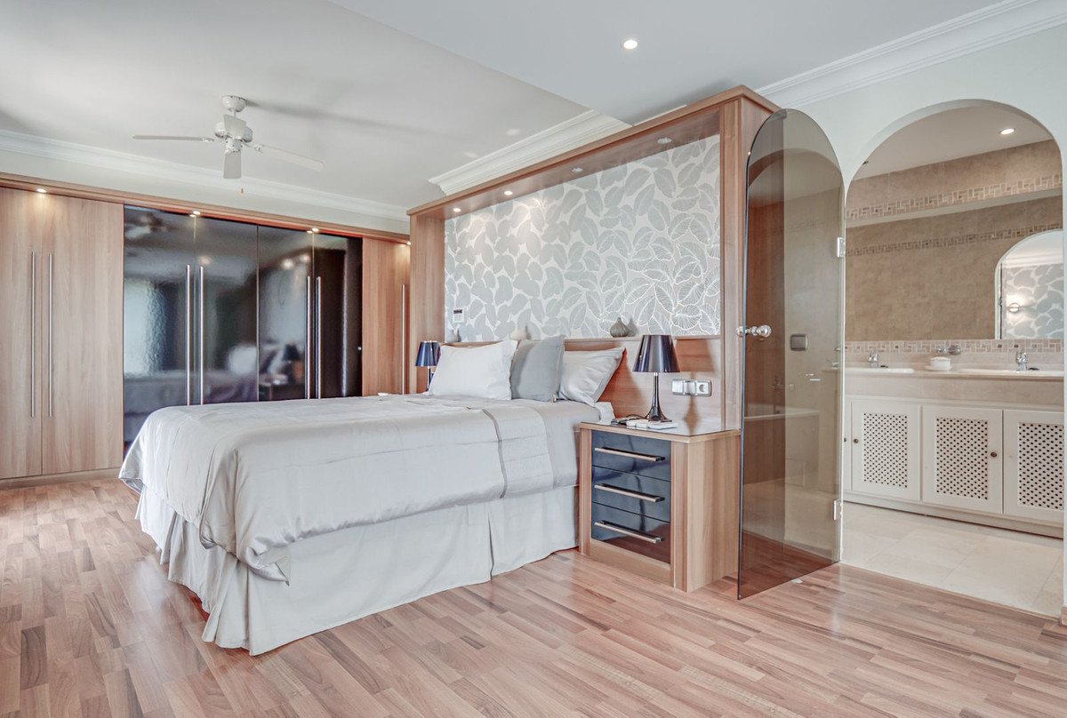 Huis te koop in Elviria | 4 slaapkamers H5057161