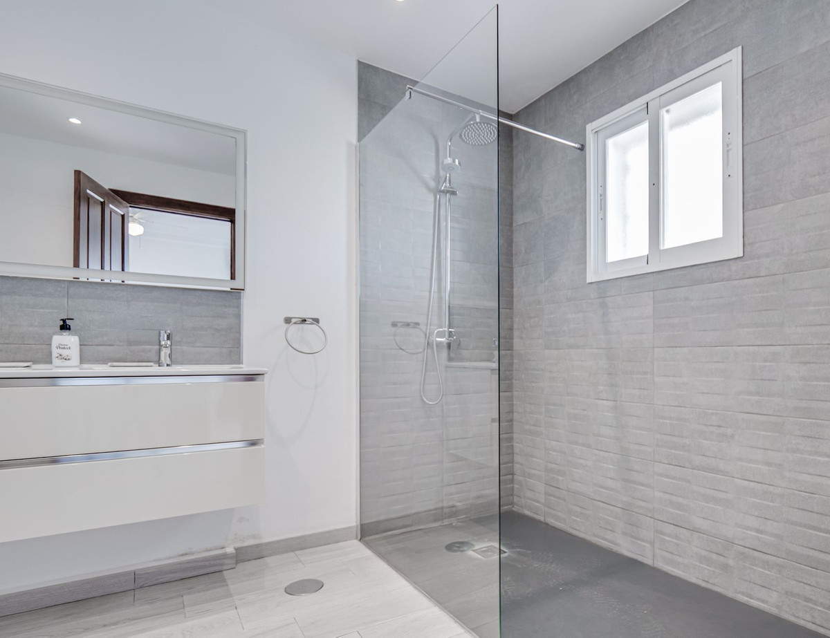 Huis te koop in Elviria | 4 slaapkamers H5057161