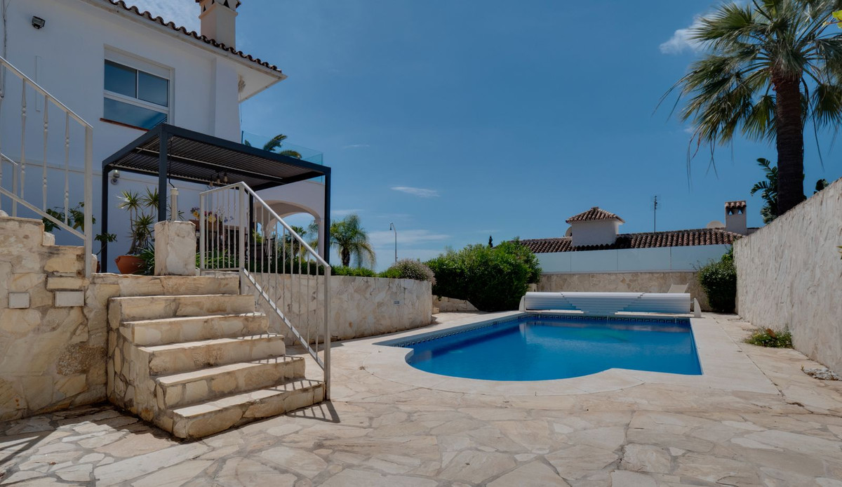 Huis te koop in Elviria | 4 slaapkamers H5057161
