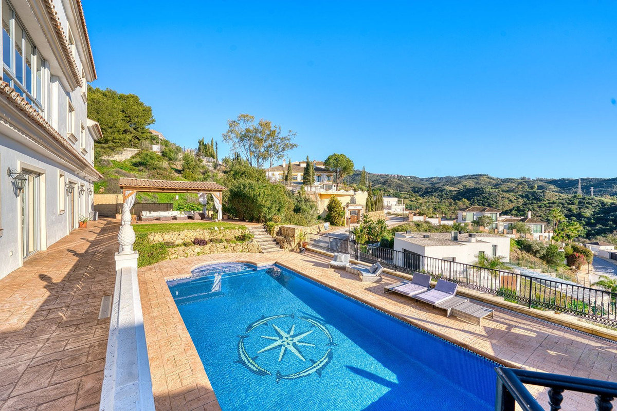Huis te koop in Elviria | 8 slaapkamers H5061424