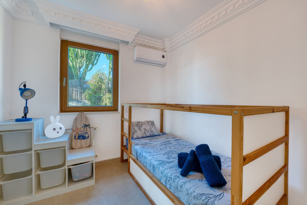 Huis te koop in Elviria | 8 slaapkamers H5061424