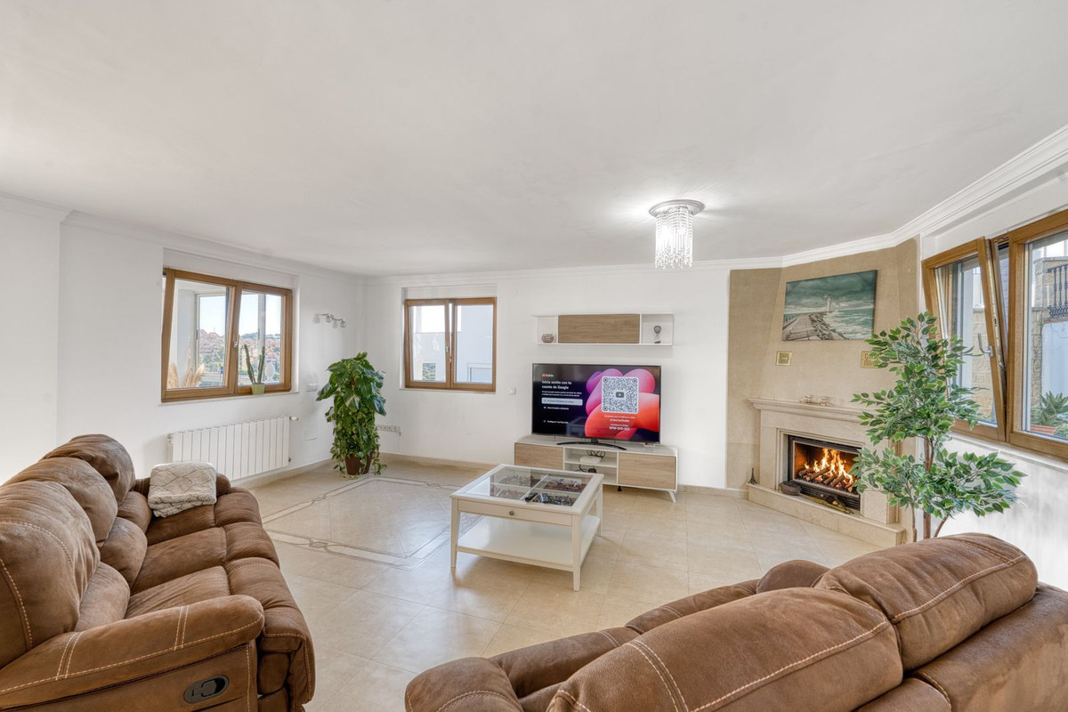 Huis te koop in Elviria | 8 slaapkamers H5061424