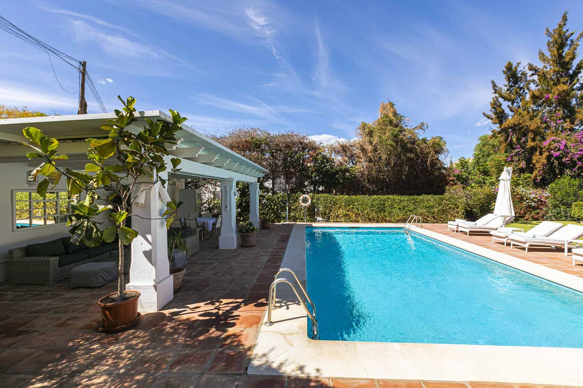 Huis te koop in Elviria | 5 slaapkamers H5081137