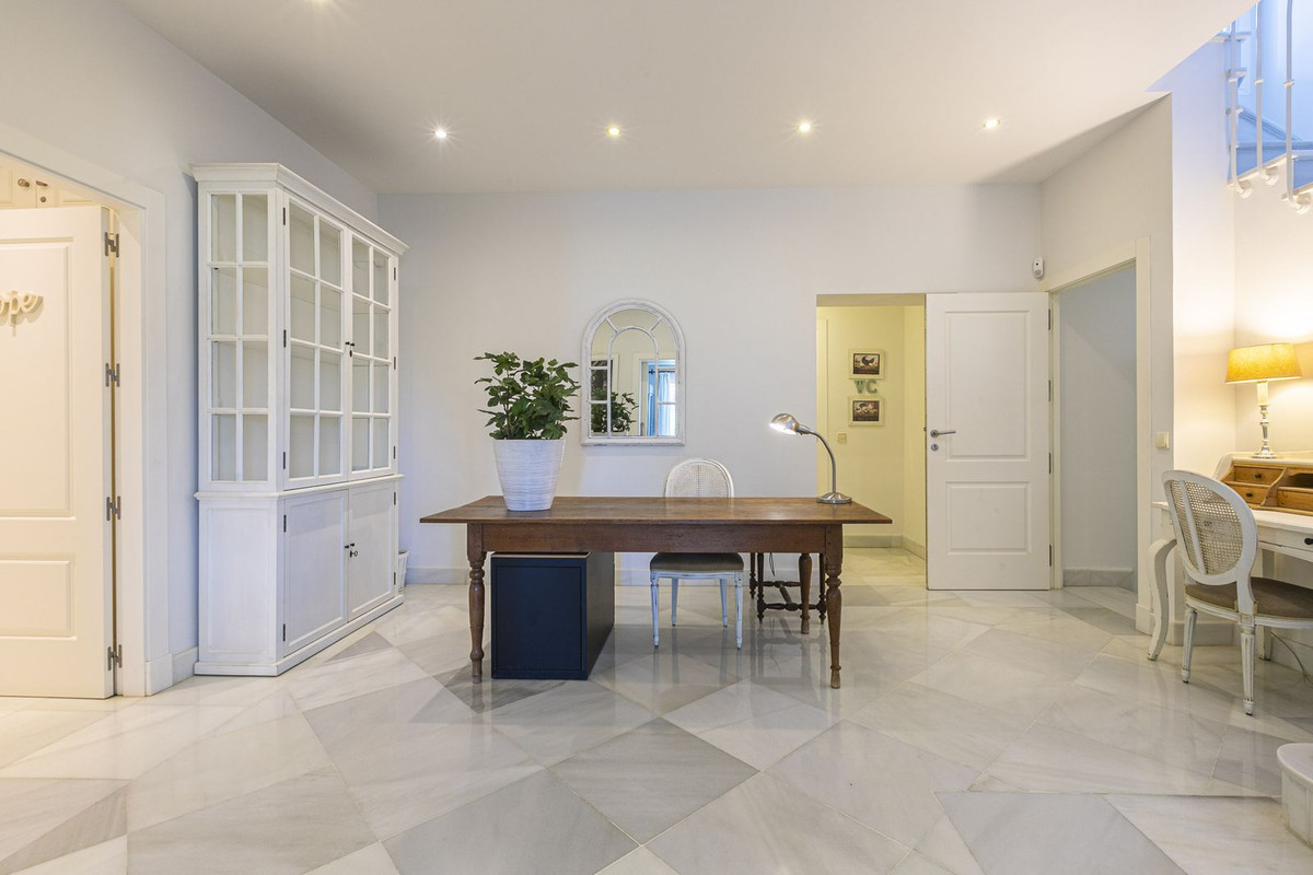 Huis te koop in Elviria | 5 slaapkamers H5081137